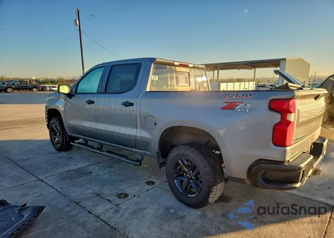 2019 Chevrolet Silverado K1500 Lt Trail Boss z USA, uszkodzony, nr VIN 3GCPYFED6KG192593